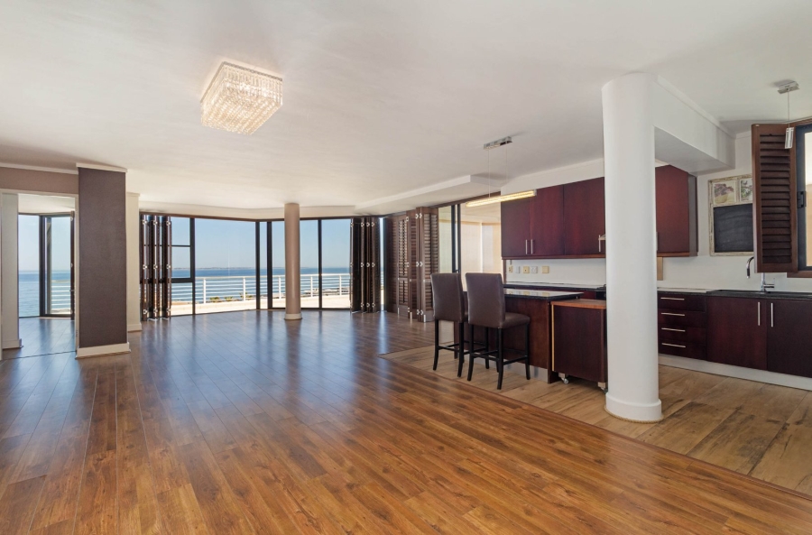 3 Bedroom Property for Sale in Bloubergstrand Western Cape